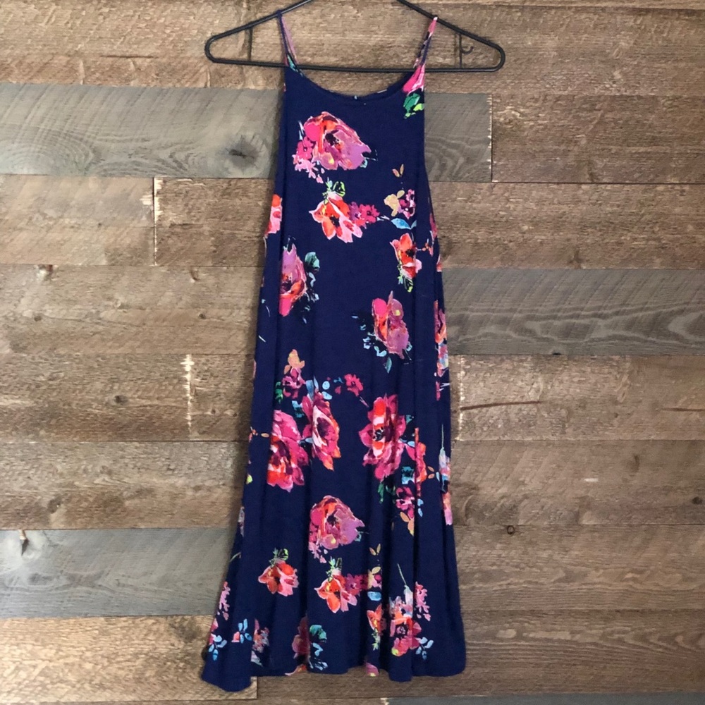 Floral shift dress